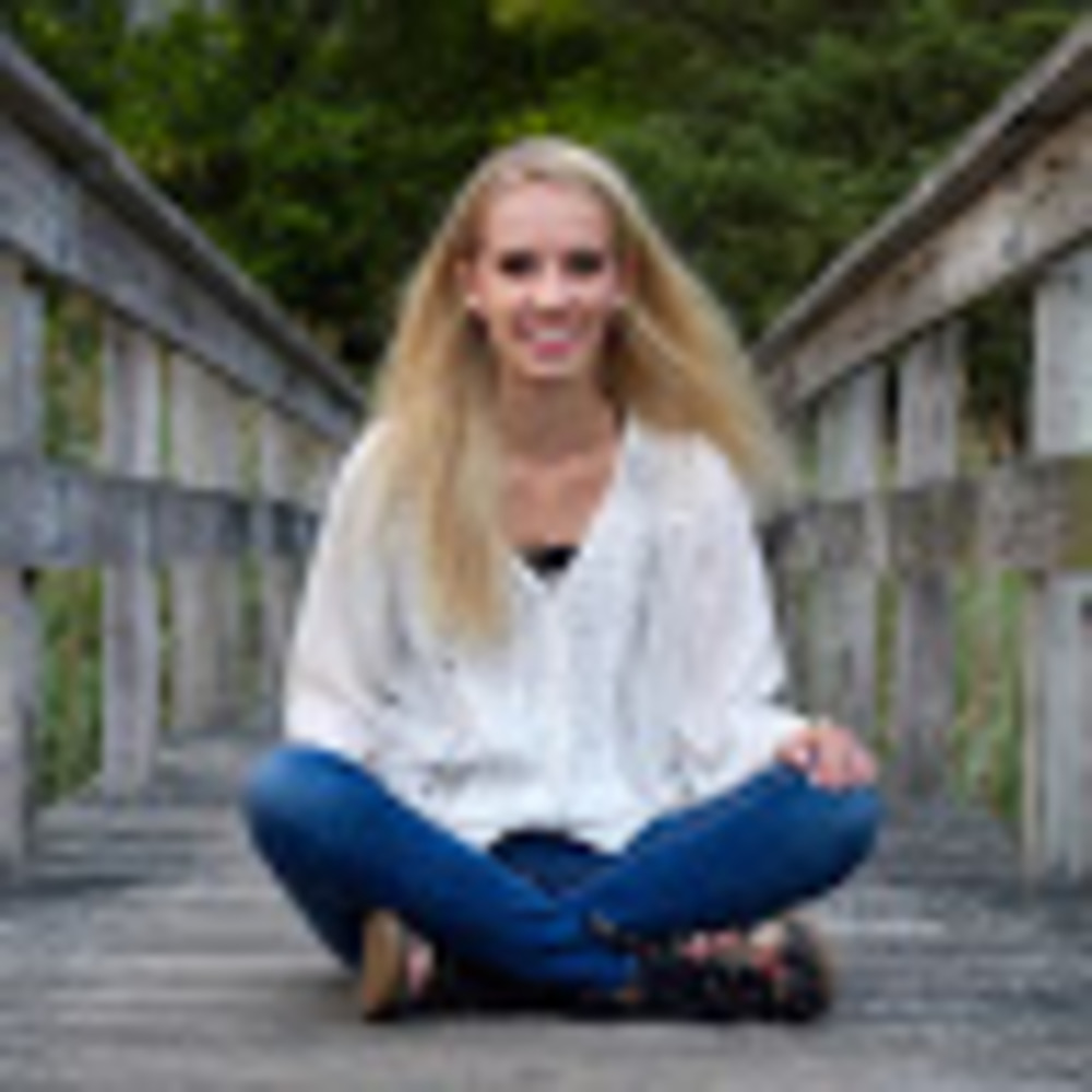 Meet your Posher, Lauren